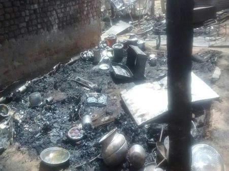 ராஜபாளையம் அருகே அருந்ததியர் குடியிருப்புகளுக்கு தீ வைத்து வெறியாட்டம்- பலர் படுகாயம்!