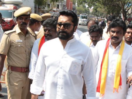 ஆர்.கே. நகரில் சரத்குமாரின் சமக வேட்பாளர் மனு நிராகரிப்பு