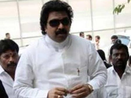 கண்டுகொள்ளாத கட்சிக்காரர்கள்.. தாடி வளர்த்து புலம்பிக் கொண்டிருக்கும் சுதாகரன்!