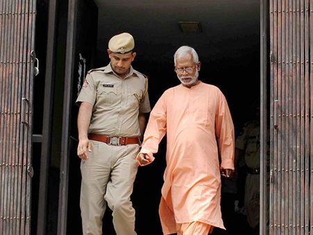 அஜ்மீர் குண்டு வெடிப்பு.. 2 ஆர்.எஸ்.எஸ்.காரர்களுக்கு ஆயுள் தண்டனை.. நீதிமன்றம் அதிரடி தீர்ப்பு