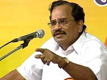 குற்றவாளி சசிகலாவை சந்தித்த அமைச்சர்களை டிஸ்மிஸ் செய்ய வேண்டும்.. தமிழருவி மணியன்