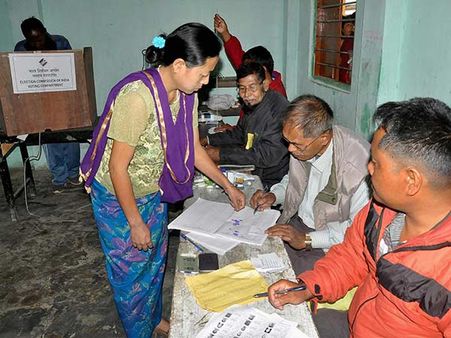 உபி, மணிப்பூரில் ஆட்சியை பிடிக்கப் போவது யார்… இறுதி கட்ட விறுவிறு வாக்குப்பதிவு