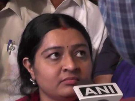 பணத்துக்காக தீபா கட்சியை தாரைவார்த்துவிட்டார்- மேட் பேரவை மா.செ. 'பரபர' குற்றச்சாட்டு - வீடியோ