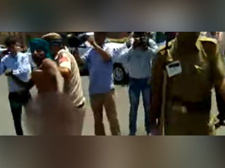 சொந்தநாட்டு விவசாயிகளை நிர்வாணமாக்கி... சிங்களத்து வறட்சிக்காக ரத்தக் கண்ணீர் வடிக்கும் மோடி அரசு!