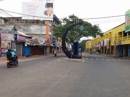 காணாமல் போனவர்களை மீட்டுத் தரக் கோரி இலங்கை தமிழர் பகுதிகளில் முழு அடைப்புப் போராட்டம்!