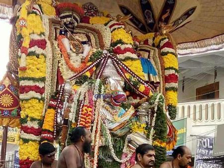 அங்காரகனும் அதிகார நந்தியும்...