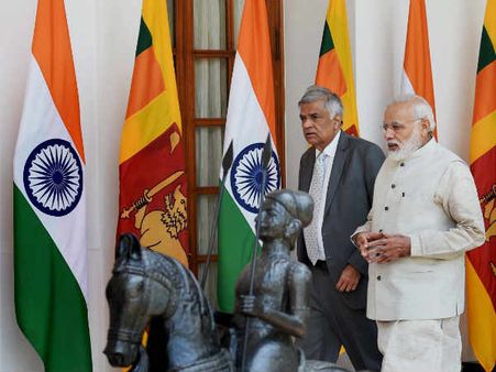 மோடியுடன் இலங்கை பிரதமர் ரணில் சந்திப்பு.. முக்கிய ஒப்பந்தங்களில் கையெழுத்து