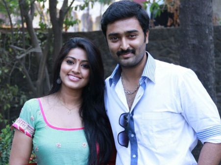 டெல்லியில் போராடும் விவசாயிகளின் குடும்பங்களுக்கு ரூ.20 லட்சம்.. பிரசன்னா-சினேகா பெரிய மனது