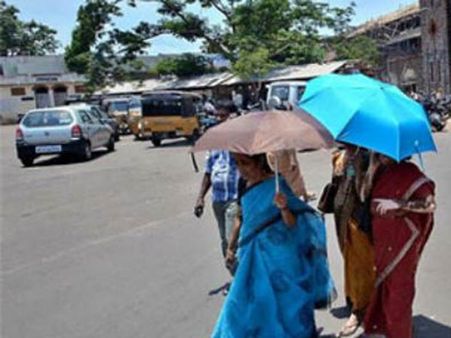 தலையை தூக்கி வானத்தைப் பார்க்க முடியலை.. அம்புட்டு வெயில்.. 6 நகரங்களில் சதம்!