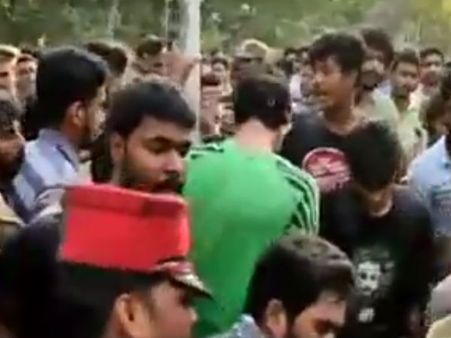 கறுப்பர்கள் பேச்சு.. புதுச்சேரி வந்த தருண் விஜய்க்கு மாணவர்கள் கடும் எதிர்ப்பு.. வெளியேறுமாறு கோஷம்