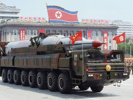 எங்களிடமும் ஏவுகணை இருக்கிறது... சோதனை நடத்தி வடகொரியாவுக்கு அமெரிக்கா பதிலடி