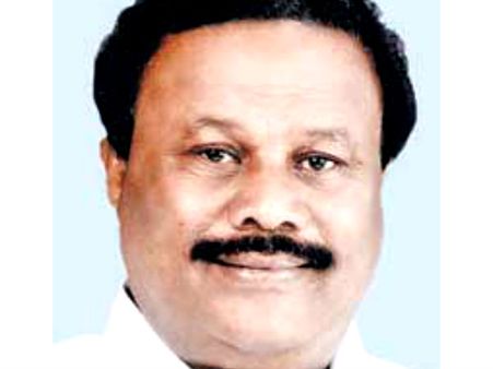 ஓ.பி.எஸ் அணியுடன் 'வாயில்தான்' பேசுகிறோம்.. அமைச்சர் திண்டுக்கல் சீனிவாசன் ஷாக் பேட்டி