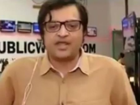 டைம்ஸ்நவ் தொடர்ந்து அர்ணாப் கோஸ்வாமிக்கு எதிராக இந்தியா டுடே வழக்கு!