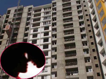 கட்டி முடிக்காத ஸ்டார் ஹோட்டலில்.. திடீர் நாயகனின் கட்டில் விளையாட்டுகள்... ரீவைண்ட் 2!