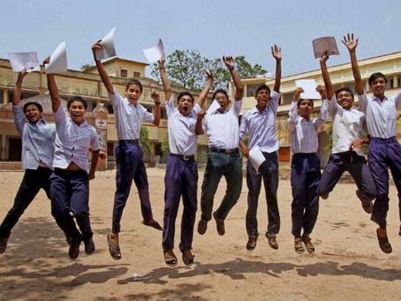 10ம் வகுப்பு தேர்வு முடிவு: 