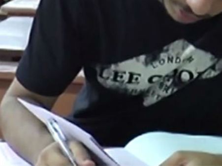 தம்பிக்காக காவலர் தேர்வு எழுதிய சிறை வார்டன்… வேலைக்கு வந்தது உலை