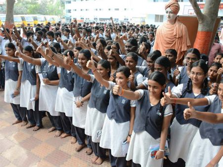 கல்வி சிறந்த தமிழ்நாடு, பாரதி கனவு நனவாகுமா….