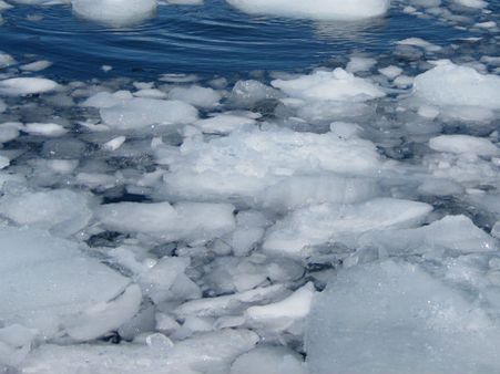 எரியும் பனிக்கட்டி.. சீனாவில் புதிய எரிபொருள் கண்டுபிடிப்பு- யாருக்கு உரிமை என நாடுகளுக்கிடையே சண்டை