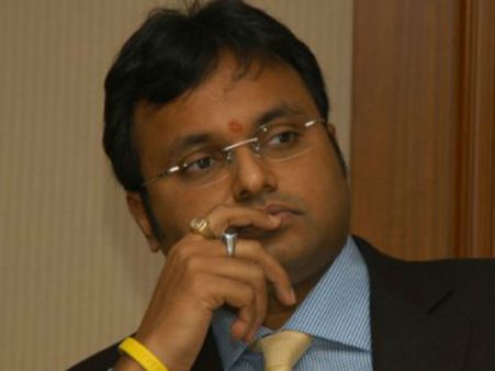 ஐ.என்.எக்ஸ் மீடியா விவகாரம்: கார்த்தி சிதம்பரம் மீதான புகார் என்ன? பரபரப்புத் தகவல்கள்