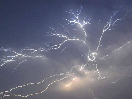 தமிழகத்தில் வெப்பத்தின் தாக்கம் அதிகரிக்கும் - இடியோடு மழையும் பெய்யும்!