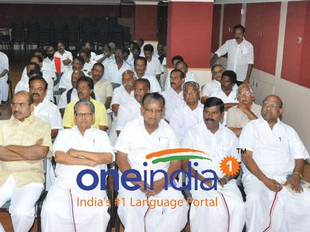 நடிகர் சங்கத்தில் பிறந்த மதிமுகவுக்கு இன்று 24வது பிறந்த நாள்..! #vaiko