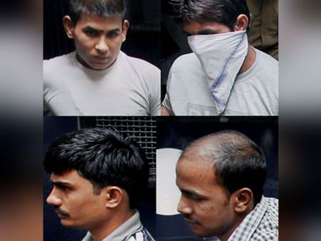 குற்றவாளிகளுக்கு கருணை காட்ட எந்த முகாந்திரமும் இல்லை.. நிர்பயா வழக்கில் சுப்ரீம் கோர்ட் அதிரடி!