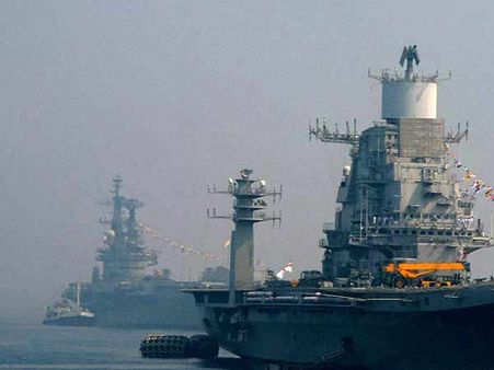 இலங்கையில் பெரு வெள்ளம்..  கப்பல்களில் நிவாரண பொருட்களை கொண்டு சேர்த்தது இந்தியா 