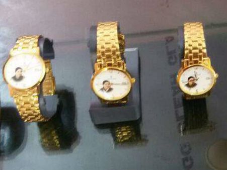 கொடநாடு கொள்ளை: ஜெயலலிதா படம்போட்ட வாட்சுகள் உண்மையில் யாருடையது?