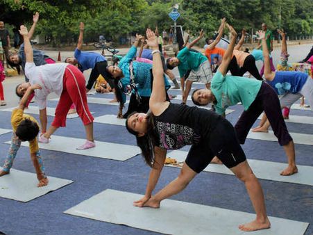 யோகா செய்வது நல்லது ஆனால் பூஜை செய்யாதீர்கள்… இஸ்லாமியர்களுக்கு அறிவுரை வழங்கிய தலைவர்!