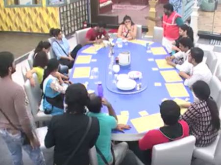 கஞ்சா கருப்பு, ஓவியா இடையே பெரும் வாக்குவாதம்.. பிக்பாசில் பரபரப்பு !