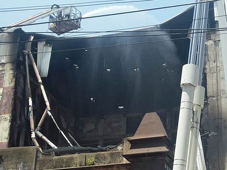 சென்னை சில்க்ஸ் கட்டட இடிபாட்டில் சிக்கி தொழிலாளி பலி