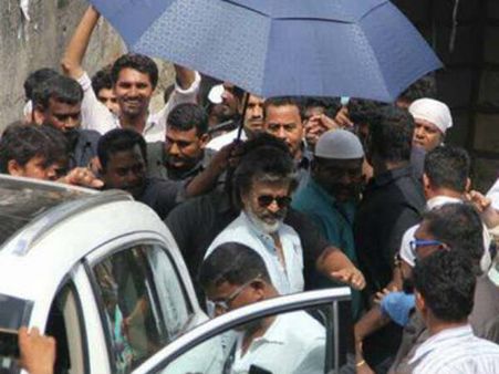 ரஜினியின் காலா பட செட்டில் விபத்து- தொழிலாளி மரணம்