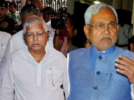 லாலுவின் ஆட்சி கவிழ்ப்பு சதியை அதிரடியால் புஸ்வானமாக்கிய நிதிஷ்!