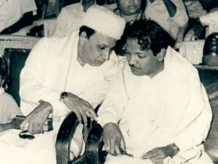 எம்ஜிஆருக்கு ஆலோசனை வழங்கிய கருணாநிதி!