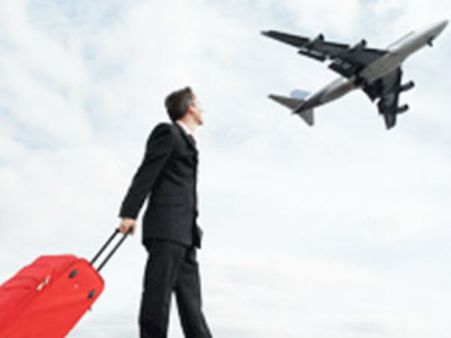 தாய் நாட்டிற்கு அனுப்புவதில் வெளிநாடு வாழ் இந்தியர்கள் முதலிடம் ... ரூ. 4 லட்சம் கோடி!