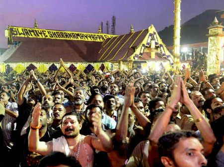 சபரிமலையில் இன்று புதிய கொடிமரம் பிரதிஷ்டை