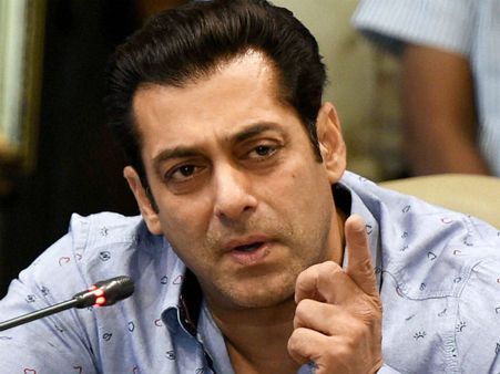 காஷ்மீர் பிரச்சினைக்கு போர் ஒன்றே தீர்வாகாது.. சல்மான் கான் பேச்சு