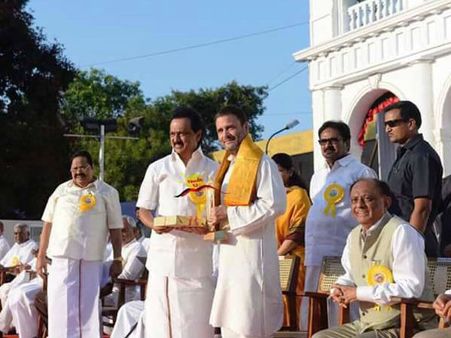 திமுகவை தொடர்ந்து வழி நடத்துவார் கருணாநிதி - ஸ்டாலின்