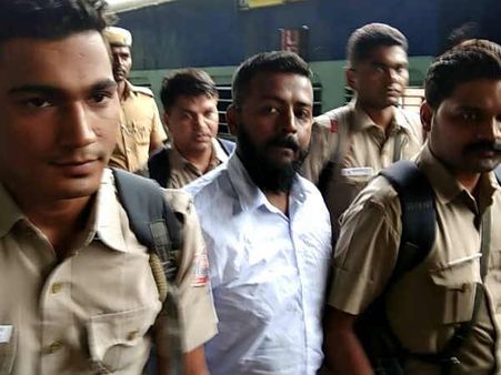 ராஜ்யசபா எம்.பி போல போலி ஐடி கார்டு- சுகேஷின் தில்லாலங்கடி அம்பலம்