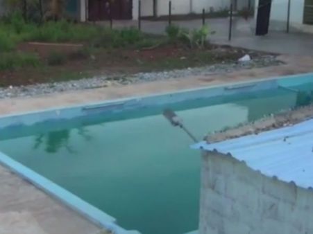 அரசு அனுமதி பெறாத நீச்சல்குளம்... நீரில் மூழ்கி மாணவர் பலி: வீடியோ