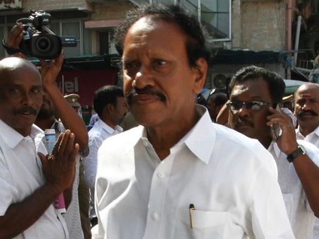 மாட்டிறைச்சி விவகாரம்.. மத்திய அரசுக்கு எதிராக வாய்திறந்த தம்பிதுரை!