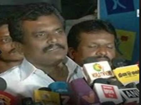 அமைச்சர் ஜெயக்குமார் வரம்பு மீறி பேசுகிறார்.. தங்கதமிழ்ச்செல்வன் ஆவேசம்