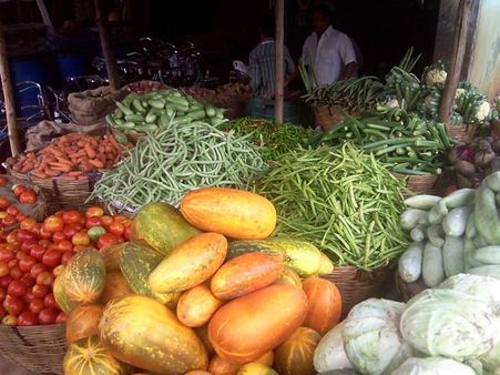 கடும் வறட்சி எதிரொலி.. காய்கறி விலை கிடுகிடு உயர்வு!