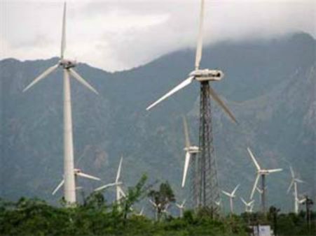 நெல்லையில் ஆர்ப்பரிக்கும் காற்று... காற்றாலை மின் உற்பத்தி அதிகரிப்பு