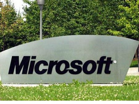 ஆட்குறைப்பு நடவடிக்கையில் மைக்ரோசாஃப்ட்.... ஆயிரம் ஊழியர்களின் பணிக்கு ஆபத்து