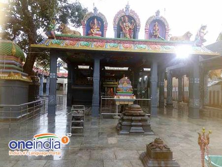 பக்தர்களின் நோய்கள்,பிணிகளை கண்களால் தீர்க்கும் மயிலை கோலவிழி பத்ரகாளியம்மன்