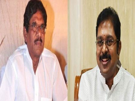 டிடிவி தினகரனுடன் இயக்குநர் பாரதிராஜா திடீர் சந்திப்பு !