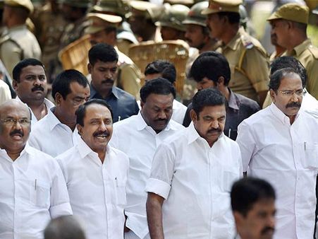 செம்மொழி தமிழாய்வு நிறுவனம் இடம் மாறாது - ஈபிஎஸ் தலைமையிலான ஆட்சிக் குழு கூட்டத்தில் தீர்மானம்