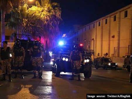 ஜோர்டனில் உள்ள இஸ்ரேல் தூதரகத்தில் சரமாரி துப்பாக்கிச் சூடு... இருவர் பலியானதால் பதற்றம்