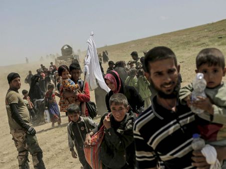 மொசூல் போர்.. அப்பாவி மக்களை கொன்று குவித்தது கூட்டுப் படைகளும்தான்... ஆம்னெஸ்டி கடும் குற்றச்சாட்டு